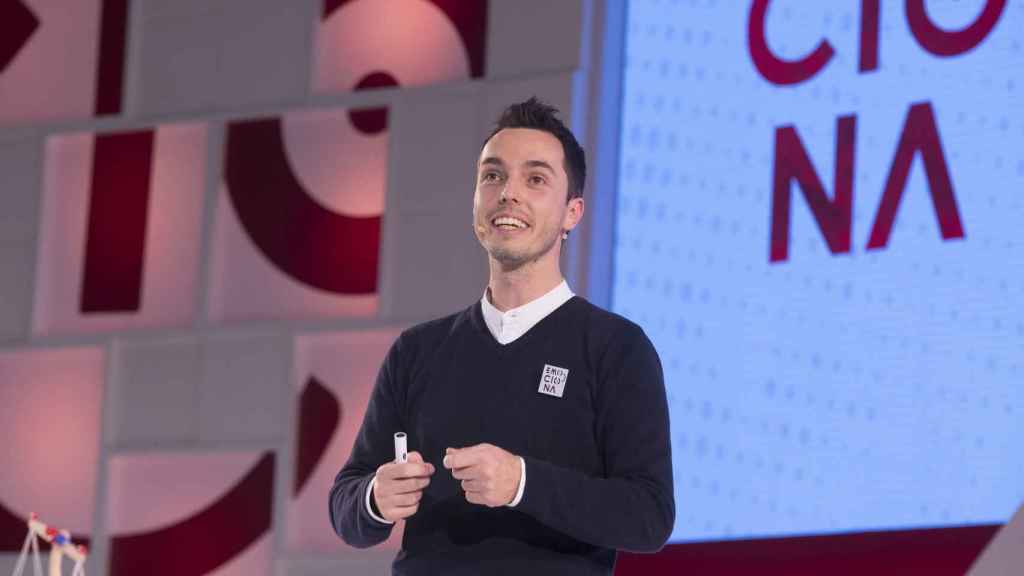 Javier Cebreiros durante una conferencia en el Congreso Emociona.