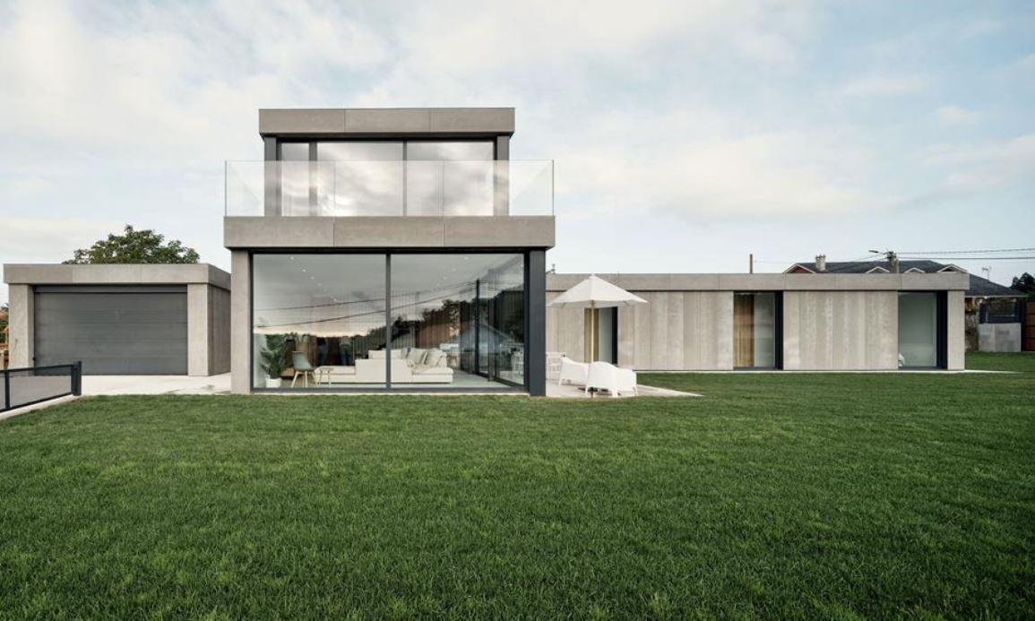 Casa CAAC. Ignacio Vicente Reigada Cordido y Susana Vázquez Pérez.