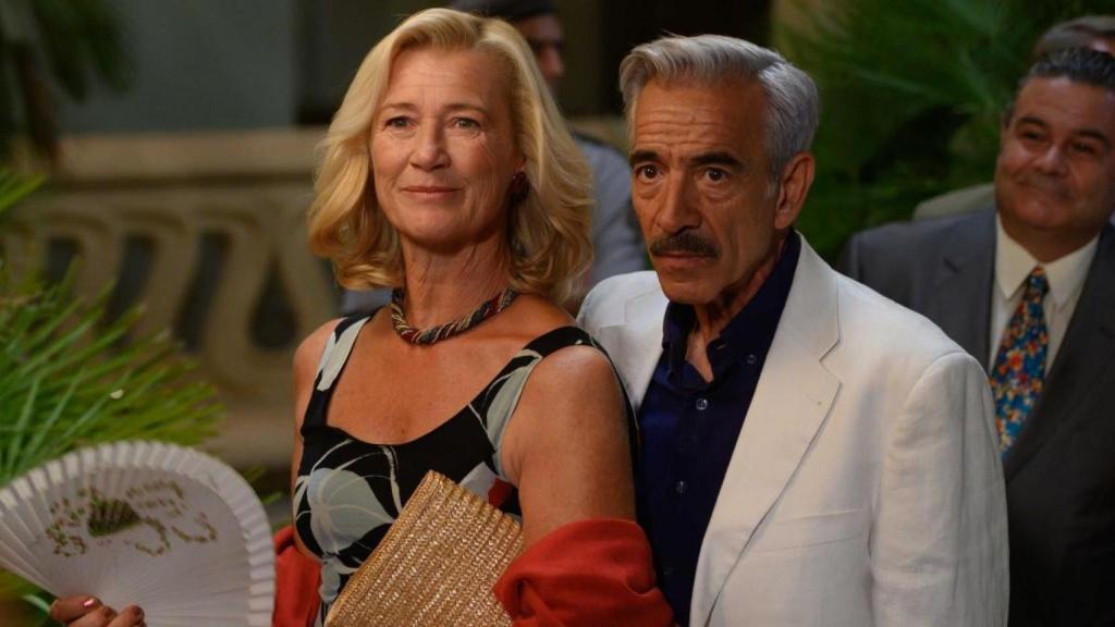 Antonio Alcántara (Imanol Arias) y Mercedes Fernández (Ana Duato) en la temporada 22 de 'Cuéntame cómo pasó'.