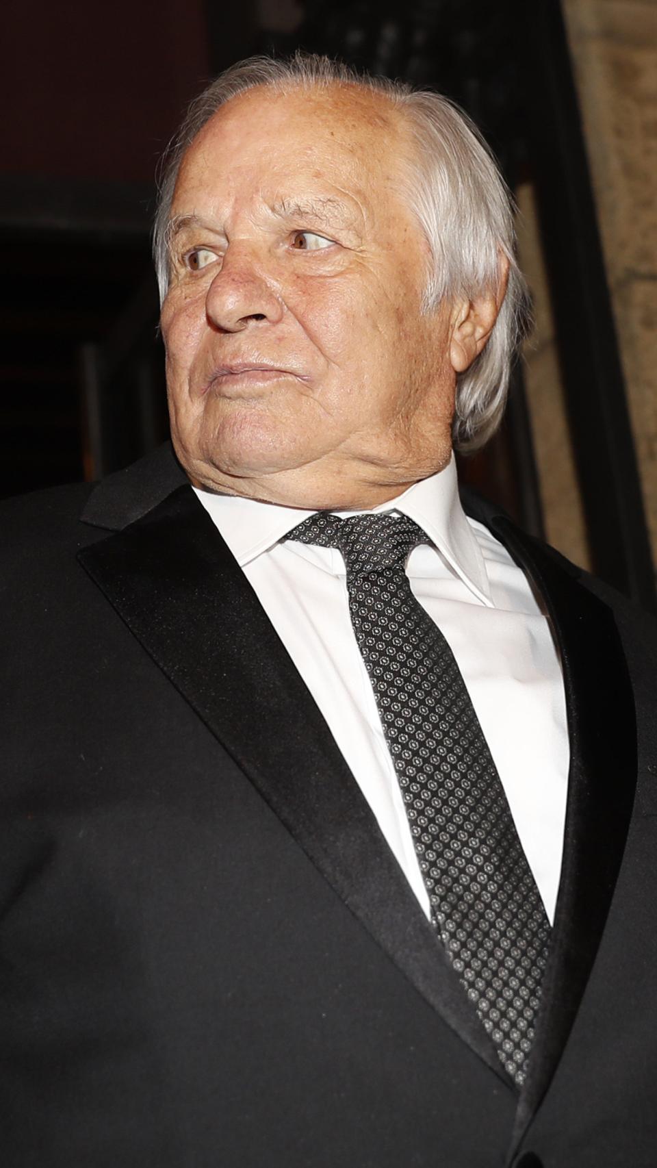 Manuel Benítez El Cordobés en una imagen reciente, tras reconciliarse con su hijo Manuel Díaz.