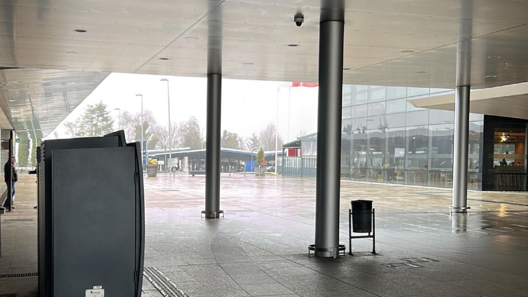 El aeropuerto de Alvedro, en una foto de archivo.