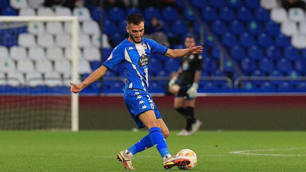 Lapeña anunció su marcha del Deportivo a través de las redes sociales.