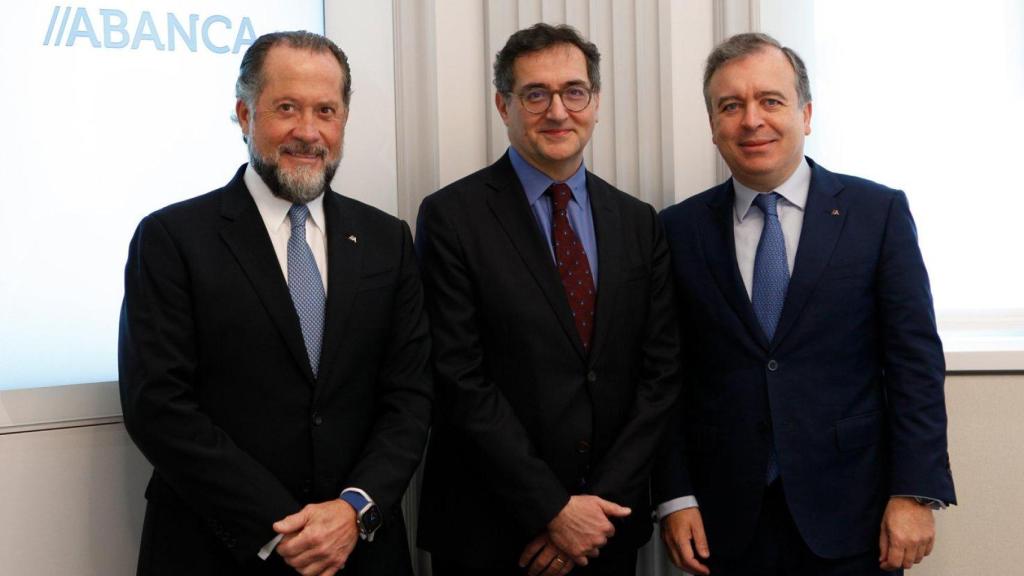 Abanca firma la compra de Targobank España