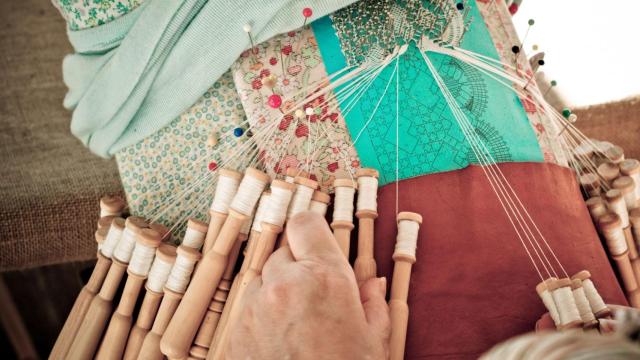 Más de 400 artesanas de los bolillos asistirán al encuentro de palilleiras de Neda (A Coruña)