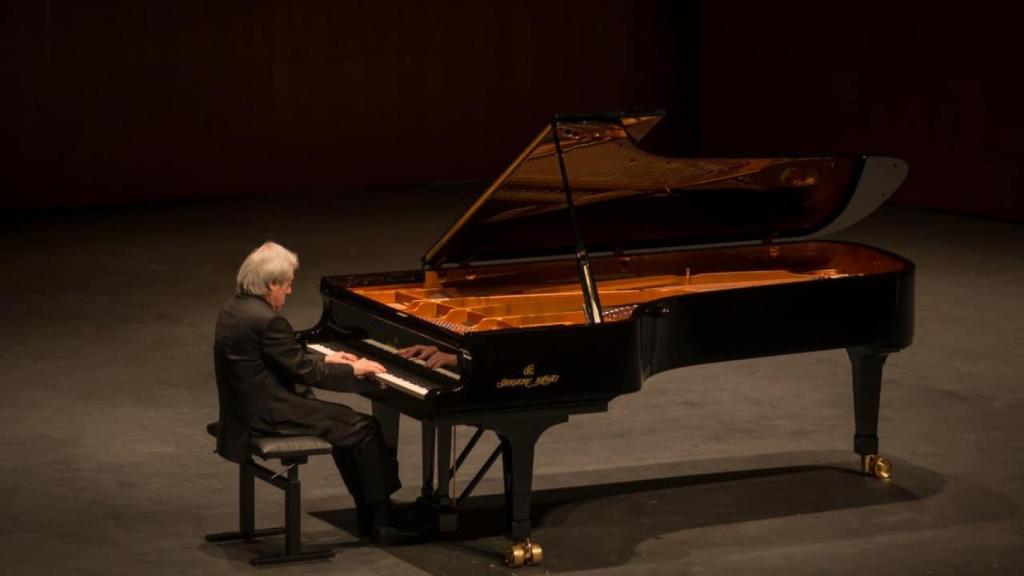 Ferrol por la música convoca una concentración en defensa del Concurso Internacional de Piano