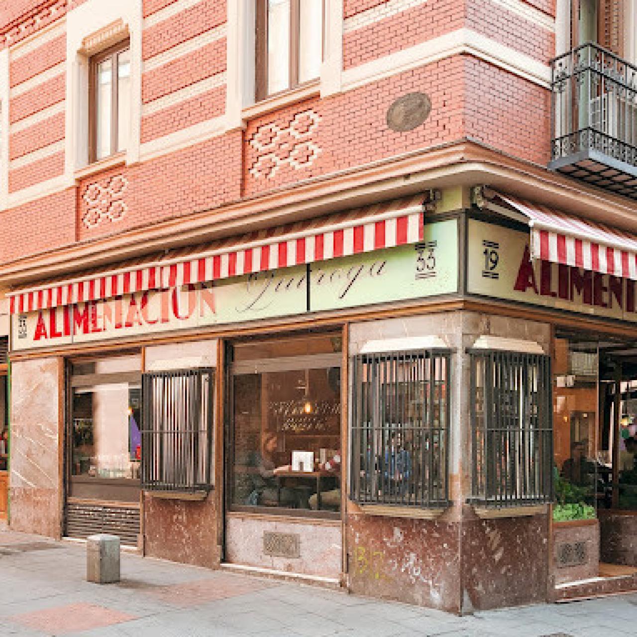 Exterior de Alimentación Quiroga.