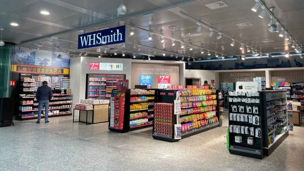 Establecimiento de WHSmith en Peinador.