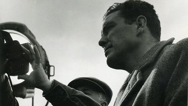 José María Forqué durante un rodaje. Foto: Premios Goya