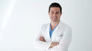 Sergio-Vano-Tricologia-Ramon-Cajal_2244385574_7790484_1300x731 (1)