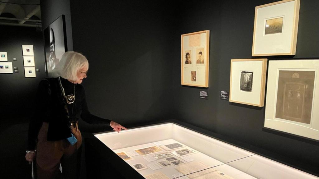 La comisaria Barbara Hitchcock durante la rueda de prensa de la exposición este viernes