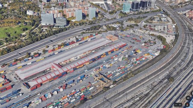 Vista aérea de la terminal de Adif Madrid-Abroñigal.