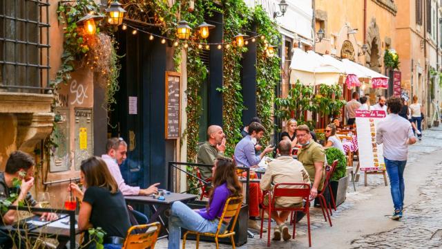 El aperitivo en Italia es una cosa muy seria: cinco cosas que quizás no sabías