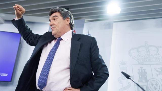 José Luis Escrivá, en la rueda de prensa posterior al Consejo de Ministros de este jueves.