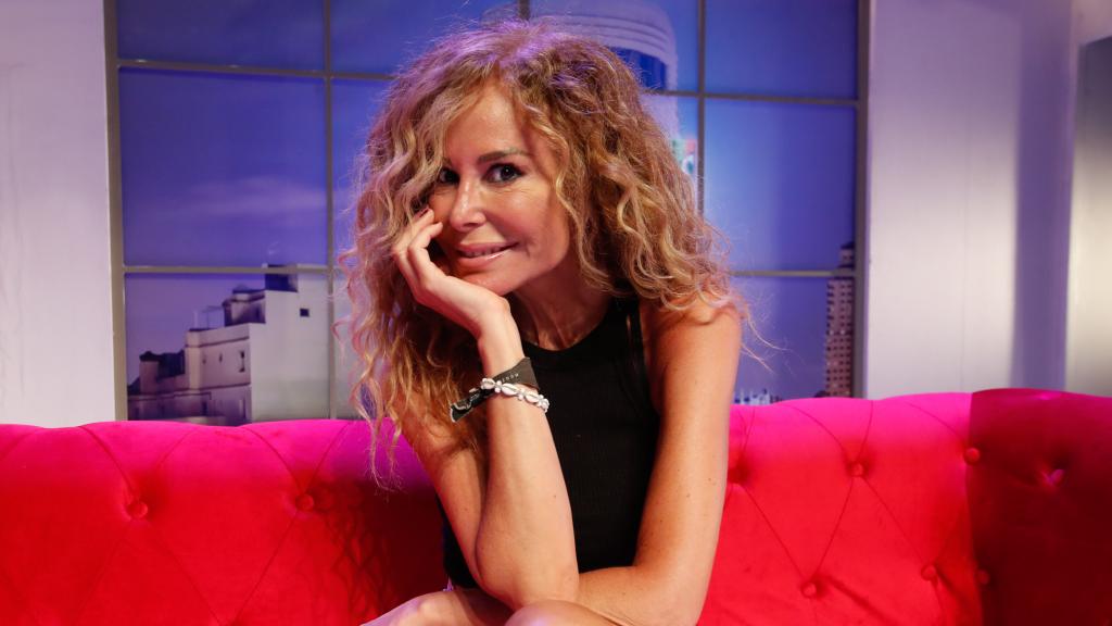 La actriz Lara Dibildos durante la promoción de su última obra teatral, 'Hongos', en julio de 2021, en Estepona.