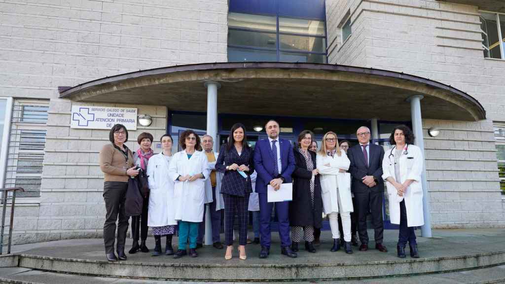 Visita del conselleiro de Sanidade al Rebullón, en Mos (Pontevedra).