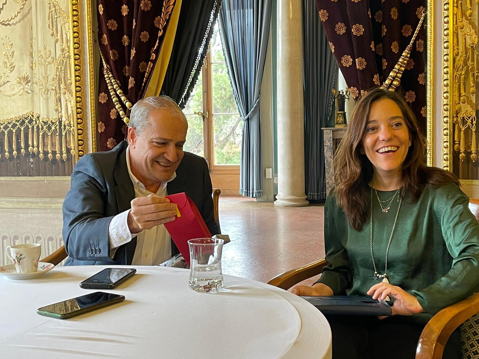 Un momento del encuentro entre Inés Rey y Alfonso Gómez