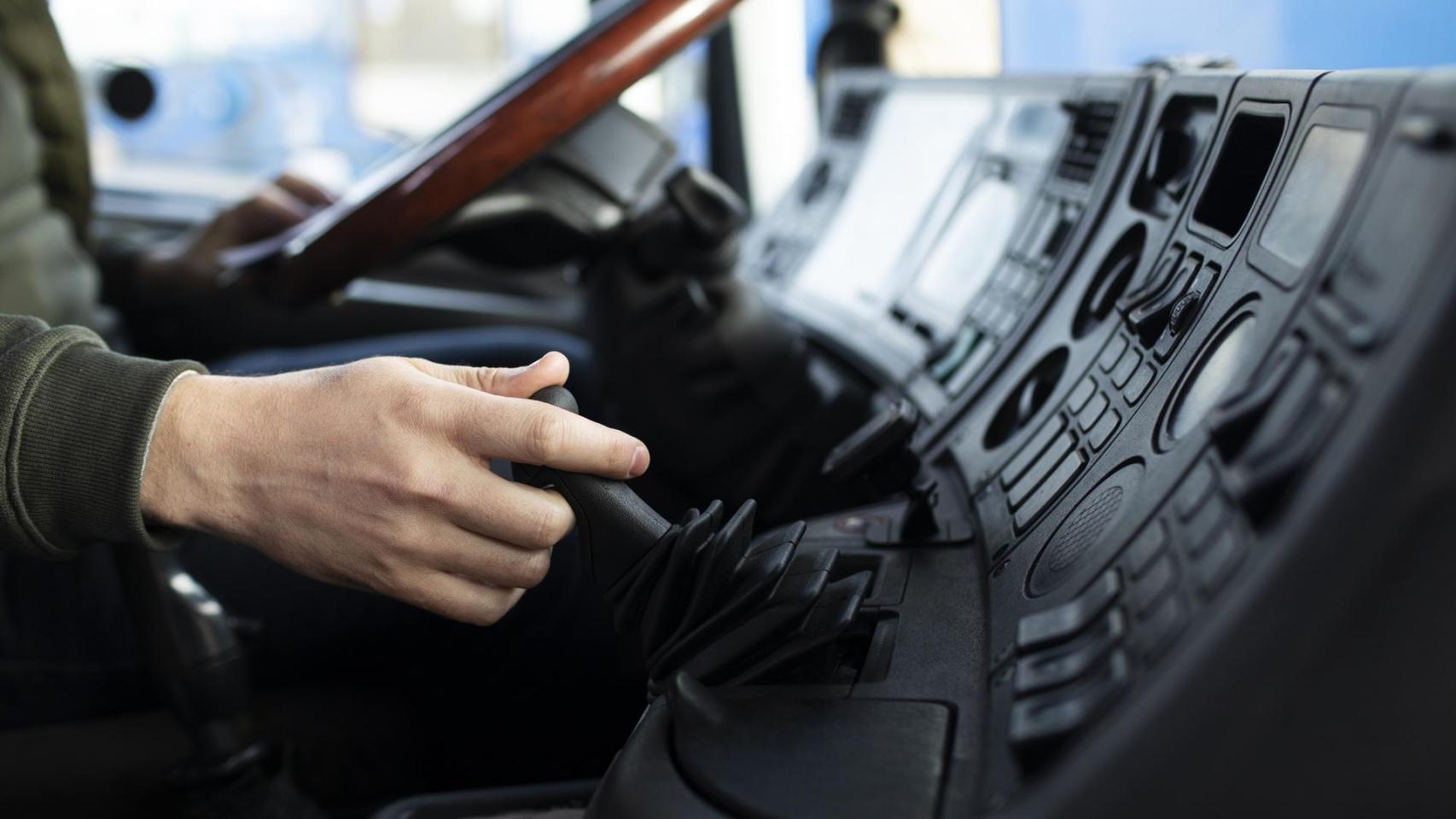 Andrei señaló que los viajes internacionales generan más beneficios pero implica alejarse de la familia por días o semanas.