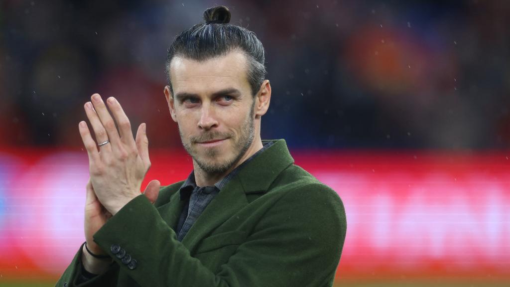 Gareth Bale, aplaudiendo en su homenaje.