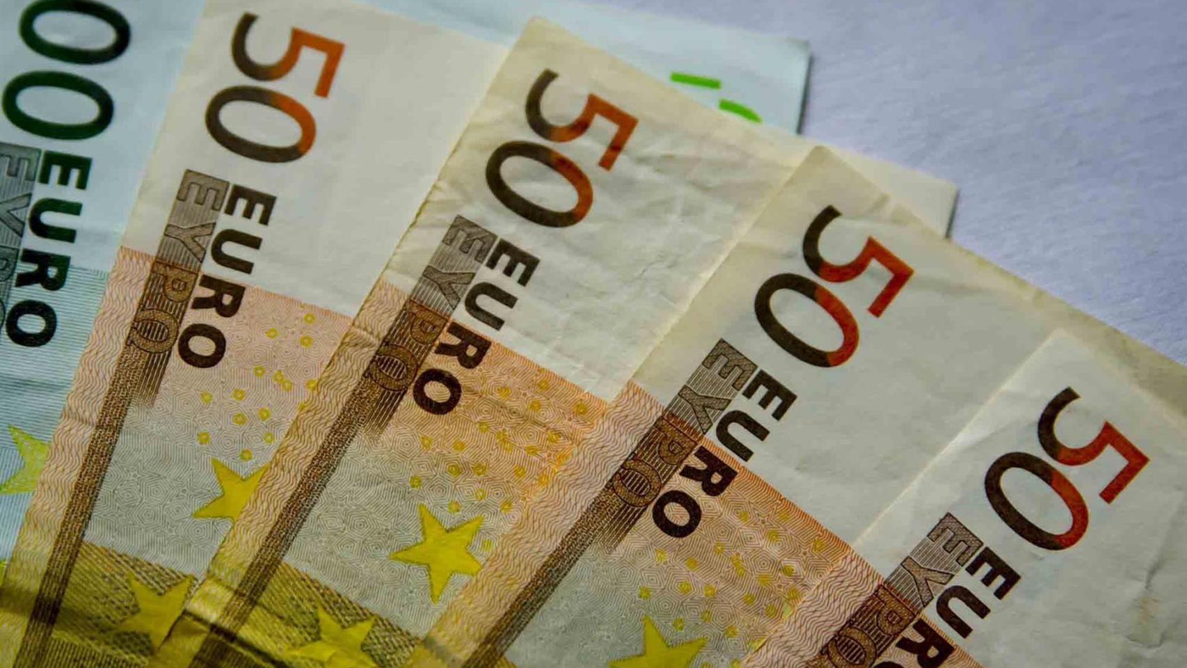 Billetes de 50 euros en imagen de archivo.