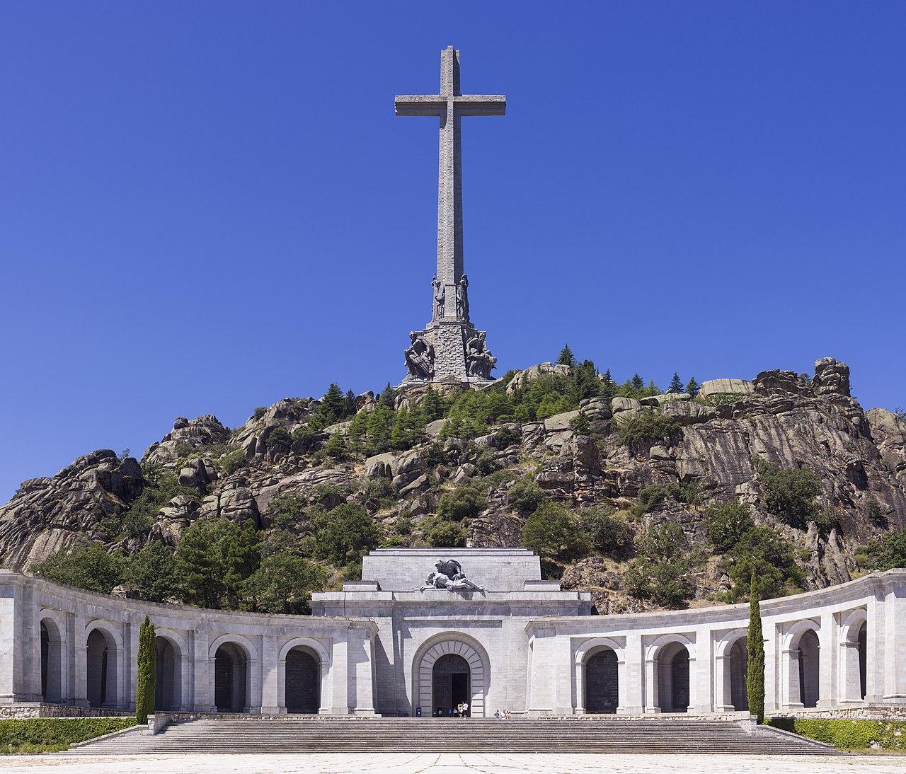 Valle de los Caídos. https://es.wikipedia.org