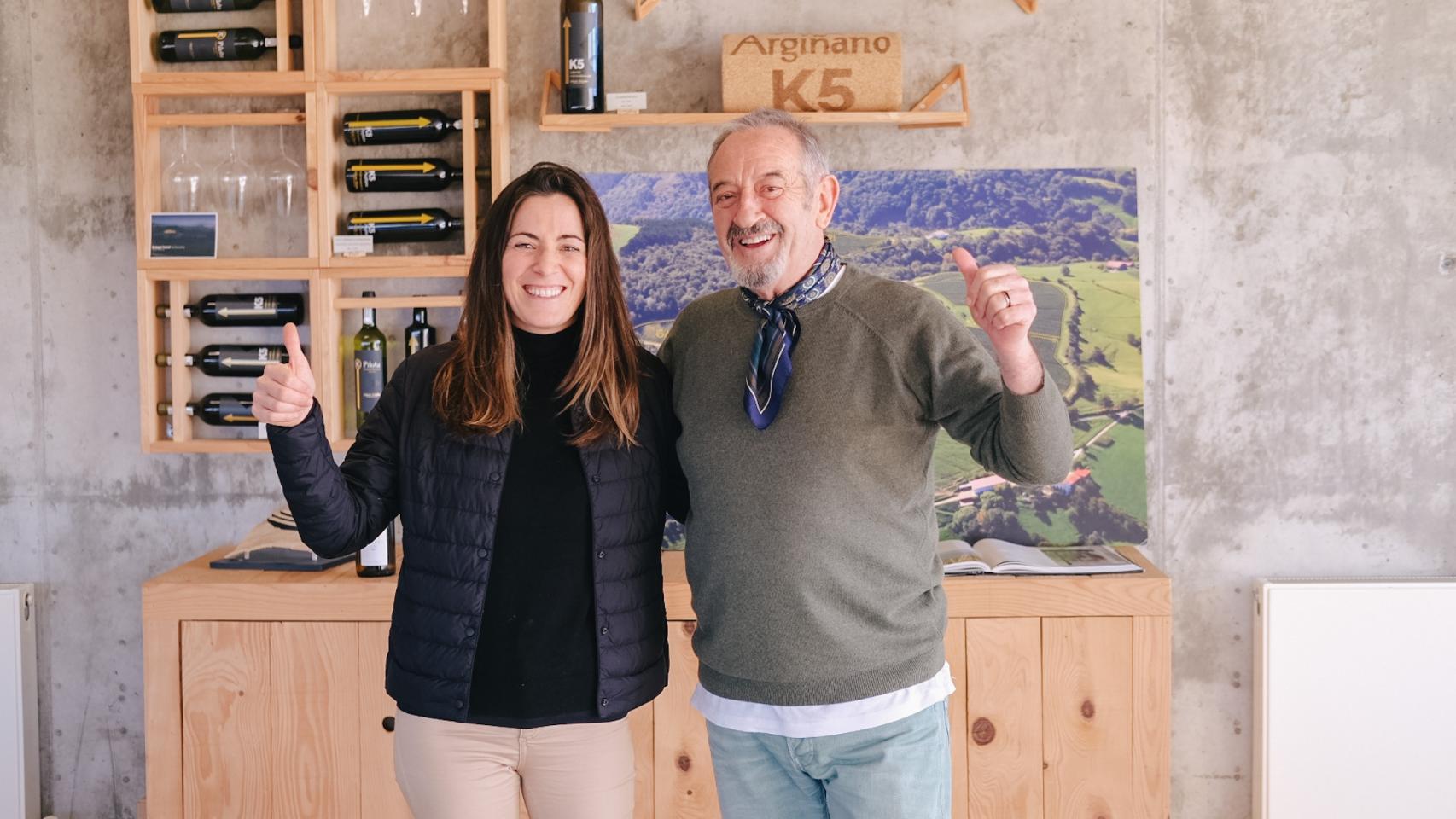 Amaia y Karlos Arguiñano con el nuevo Kaiaren 2016.
