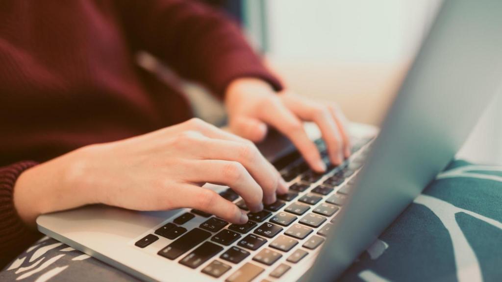 La Cámara de Comercio de A Coruña ofrece 5 cursos a empresas sobre ventas y finanzas