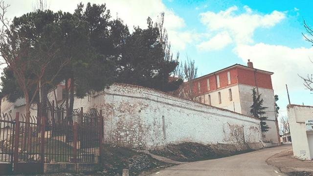 Una imagen exterior del albergue El Sahúco publicada en su página web.