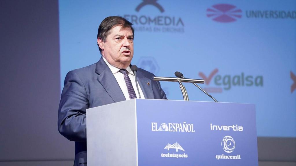 Julio Abalde Alonso, rector de la Universidade da Coruña (UDC), en la apertura de la tarde de la segunda jornada del II Foro Económico Español en Galicia ‘La Galicia que viene’