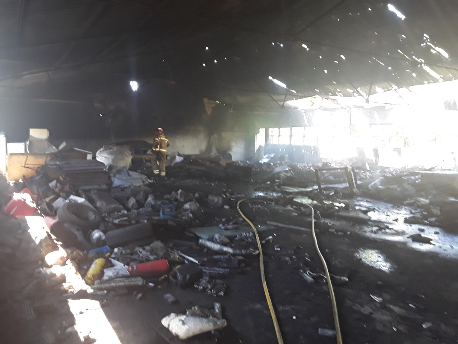 Interior de la nave (SEM Oleiros)