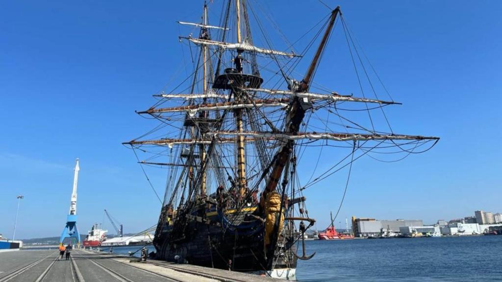 El buque ‘Götheborg’ en el muelle de Calvo Sotelo
