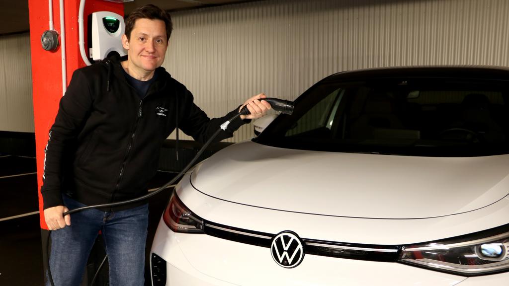 Tener un punto de carga en casa es clave para disfrutar de un coche eléctrico.