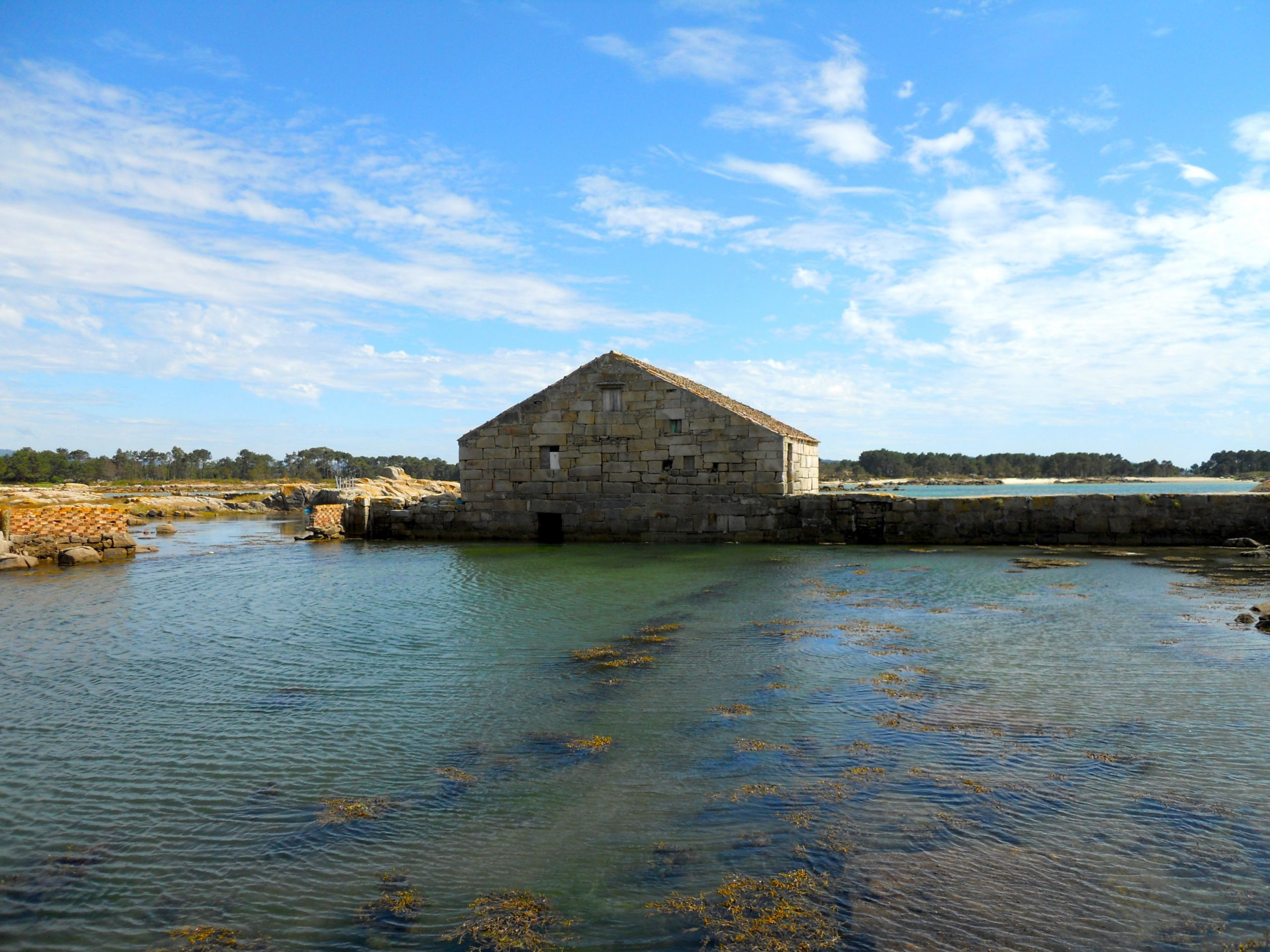 Molino de mareas das Aceñas, Illa de Arousa. Foto: Galipedia