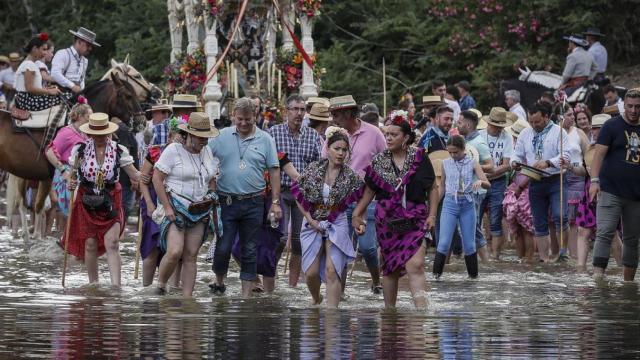 El vado del Quema en una imagen de archivo en plena romería.