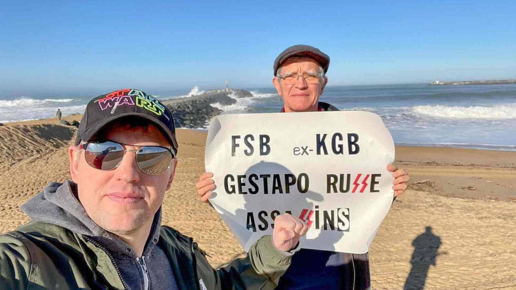 El opositor Vladimir Osechkin con su esposa en San Sebastián