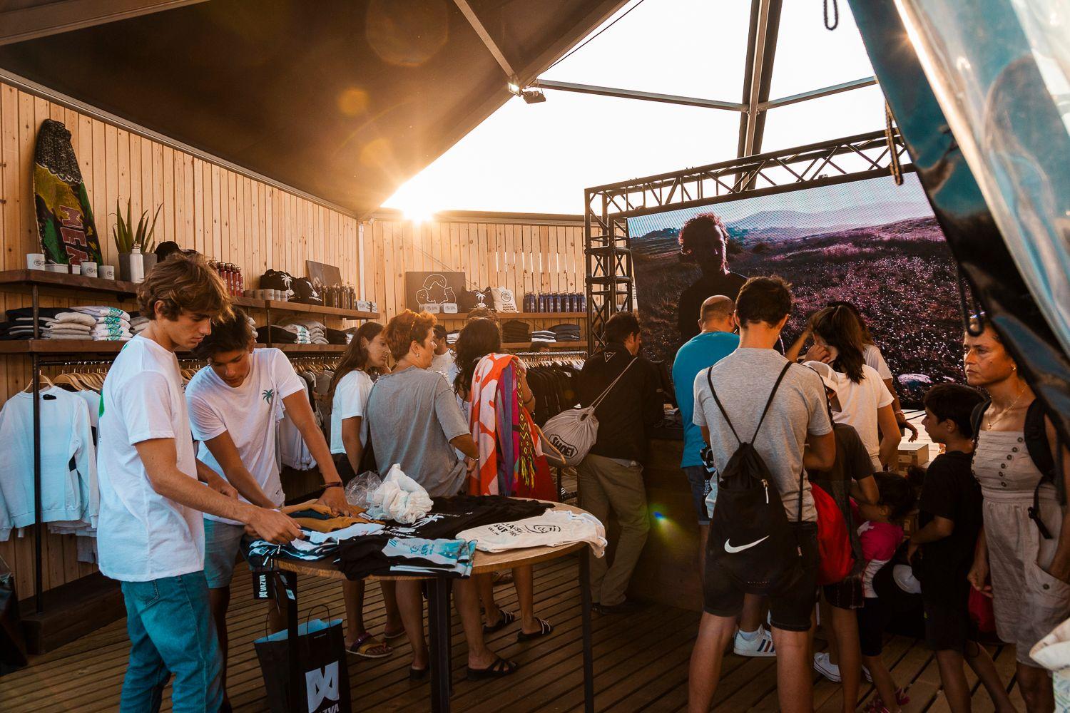 Tienda de Vazva instalada en Pantín en el 2019. Imagen: Abanca Pantín Classic