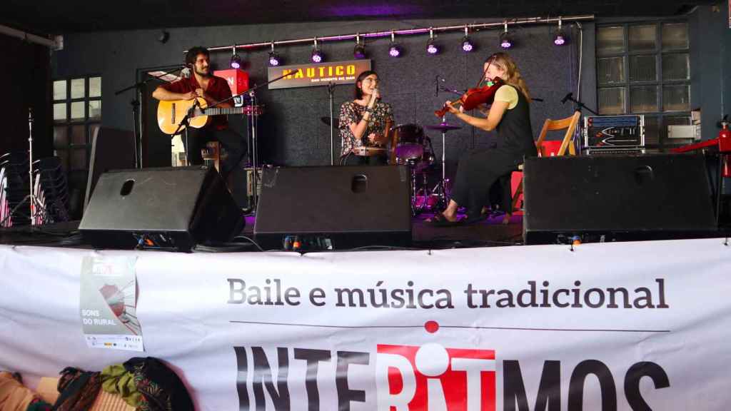 Interritmos Sons do Rural 2022 en el Náutico de San Vicente do Mar.