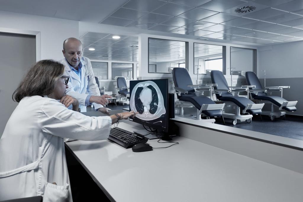 Así son las nuevas instalaciones del Hospital de Día de Oncología del CHUAC (CHUAC).