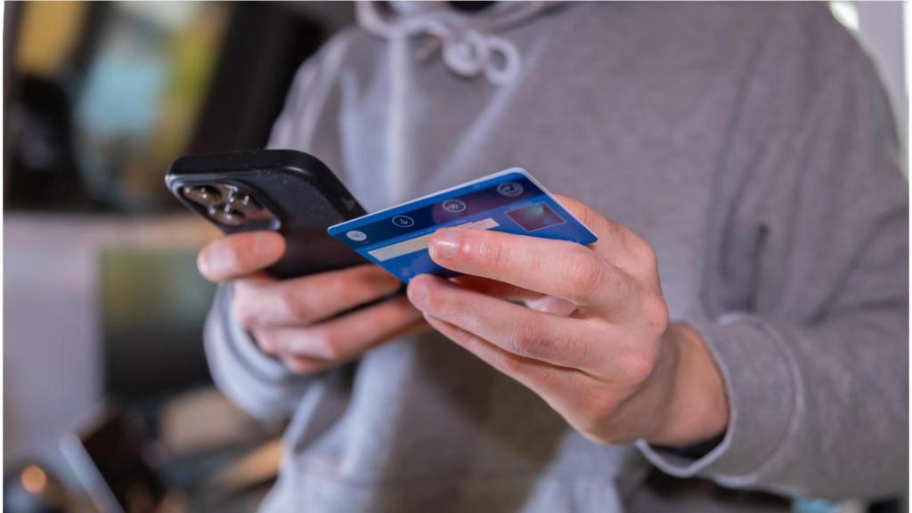 Alertan de una nueva estafa telefónica que afecta a Galicia: el ‘spoofing’