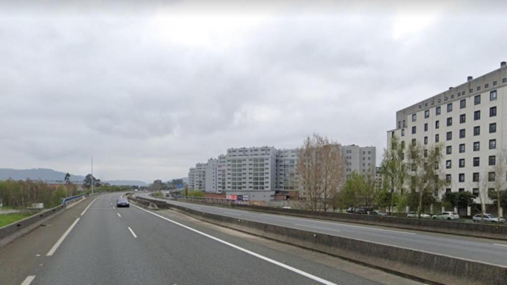 AP-9 a su paso por la ciudad