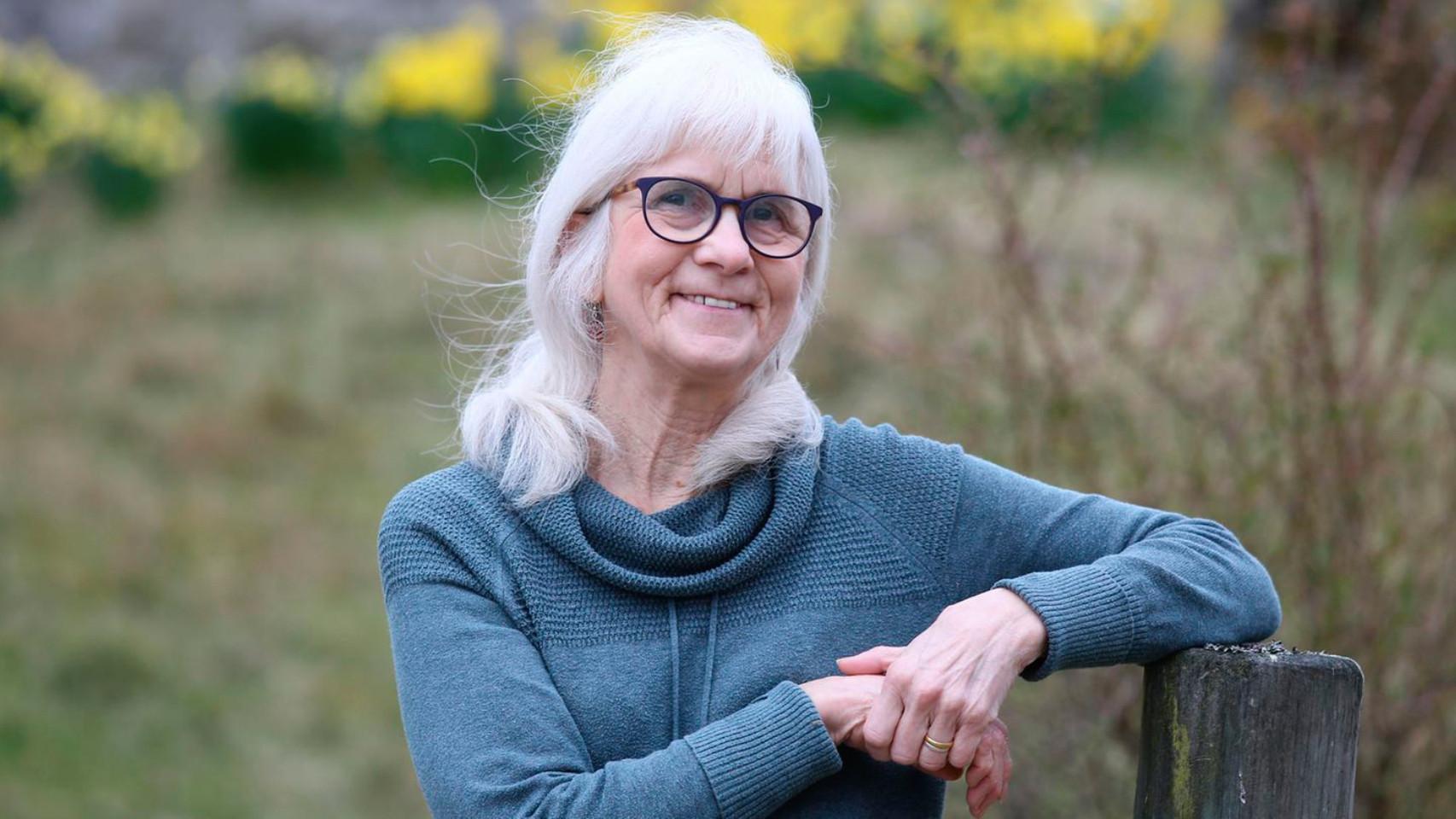 Cameron es portadora de una extraña mutación genética que le hace inmune al dolor.