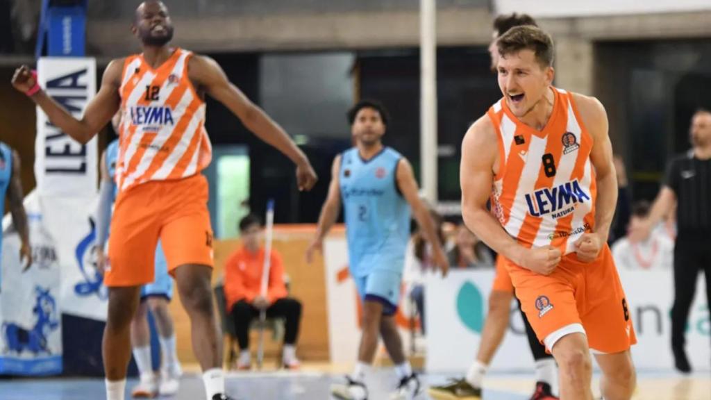 El Básquet Coruña durante un partido.