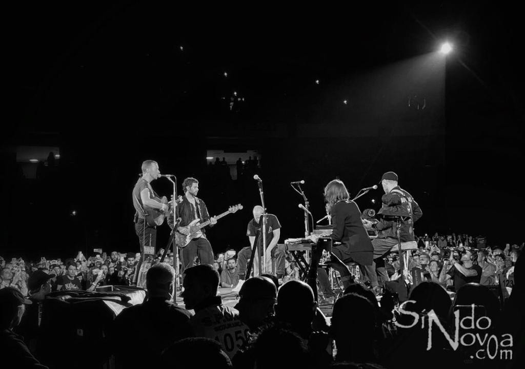 Un momento de la actuación en el Estadio Cidade de Coímbra. (Sindo Novoa).