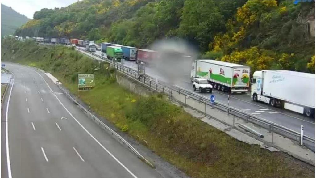 Retenciones en la A-6 esta mañana