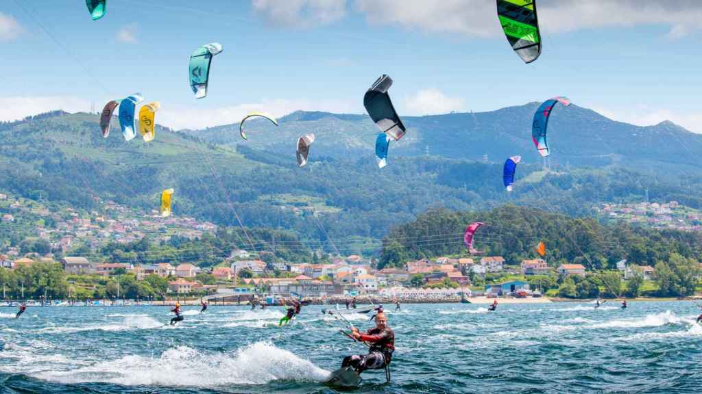 Cometas en la ría de Vigo.
