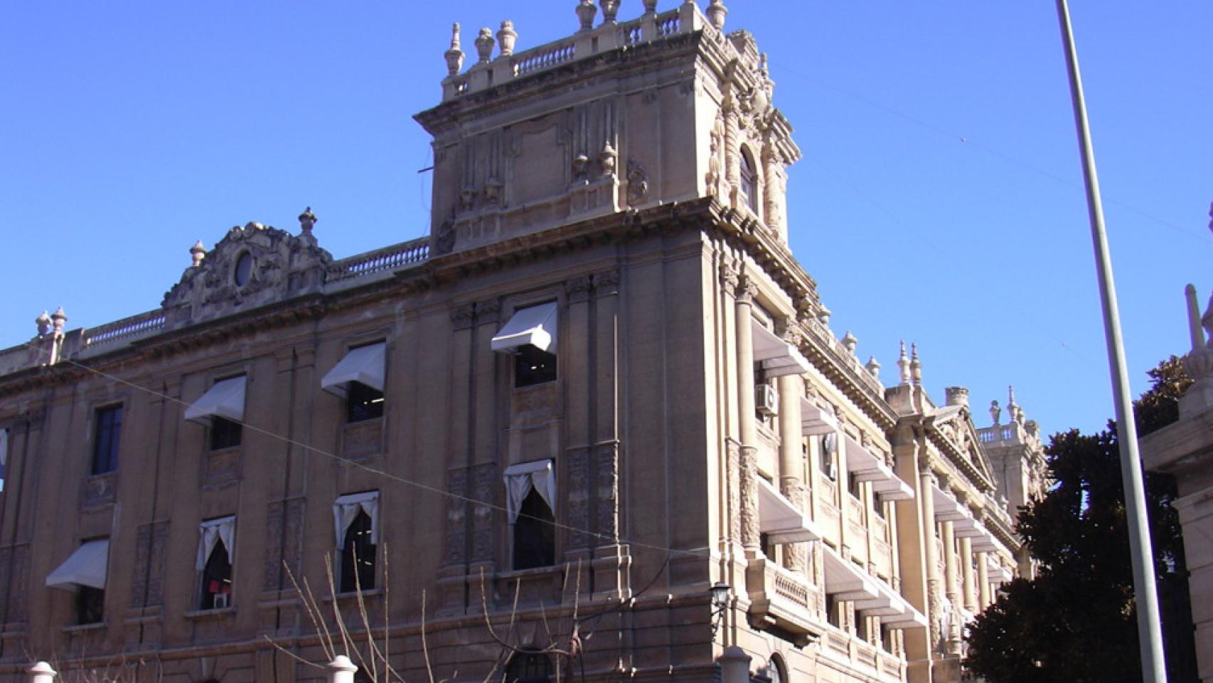 Palacio provincial de la Diputación de Alicante.