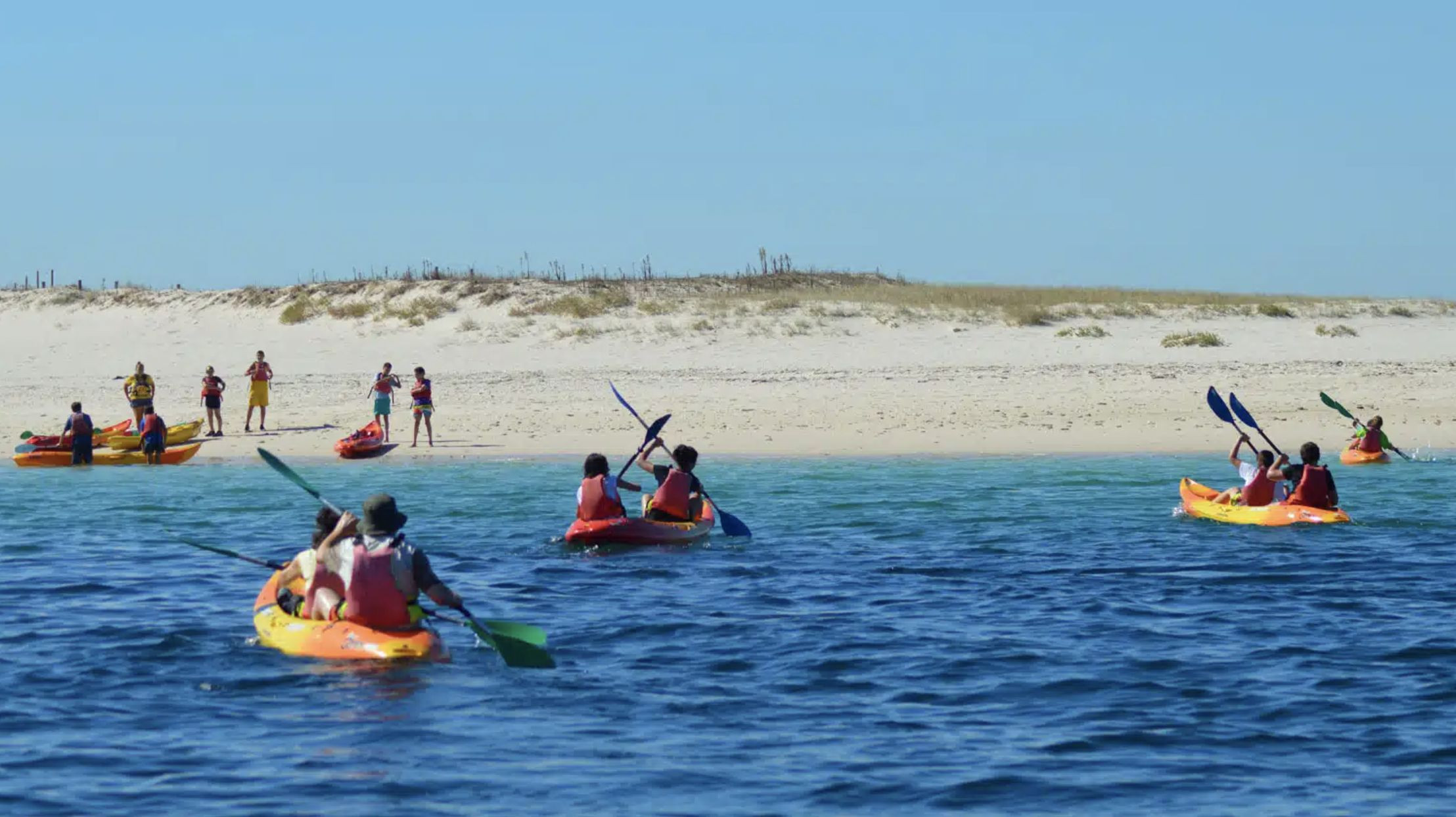Rutas en kayak al islote do Areoso, ría de Arousa. Foto: Piragüilla