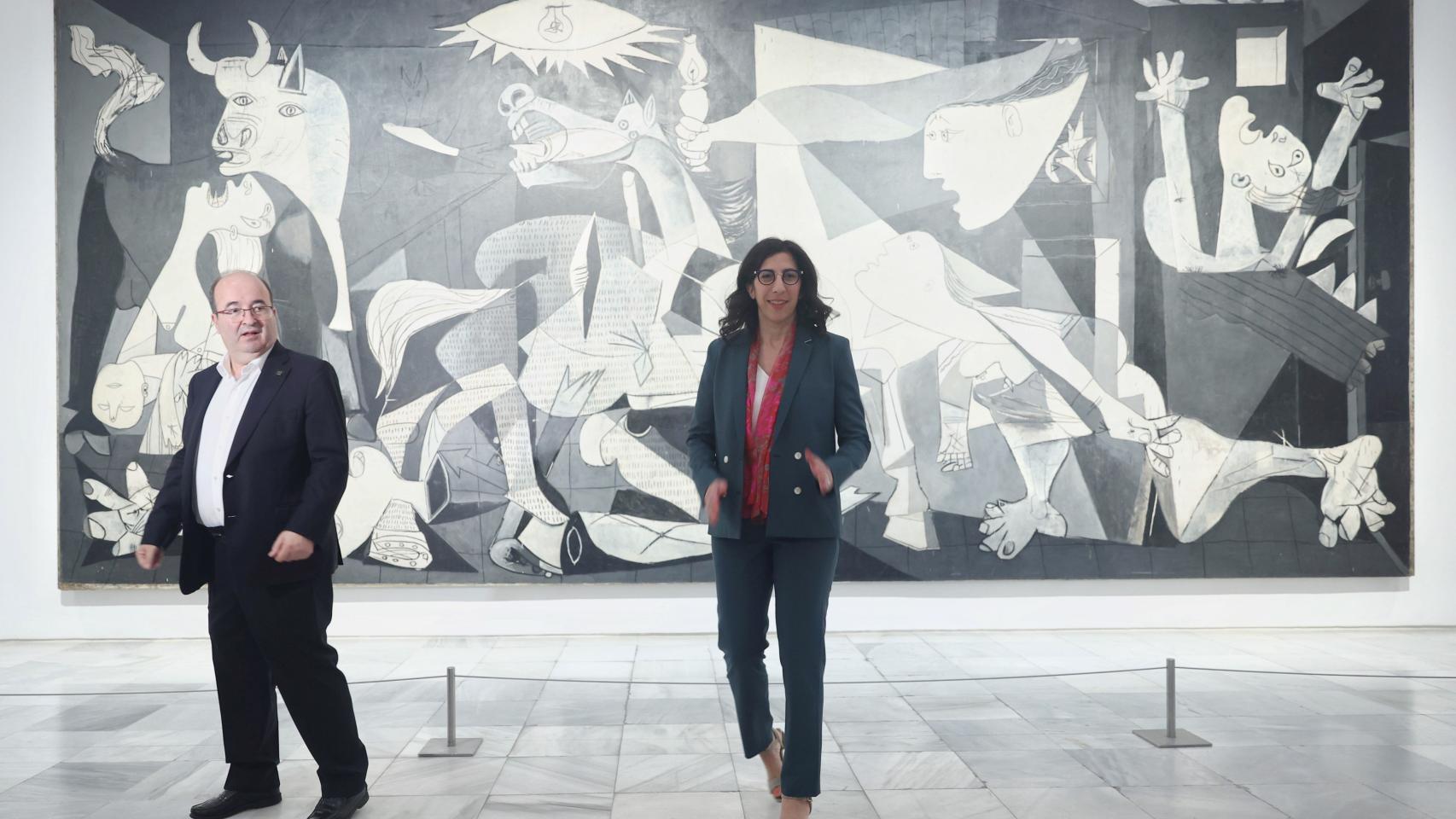 Los ministros de Cultura y Francia, Miquel Iceta y Rima Abdul Malak, en el Museo Reina Sofía el 12 de septiembre de 2022. Foto: Eduardo Parra/Europa Press