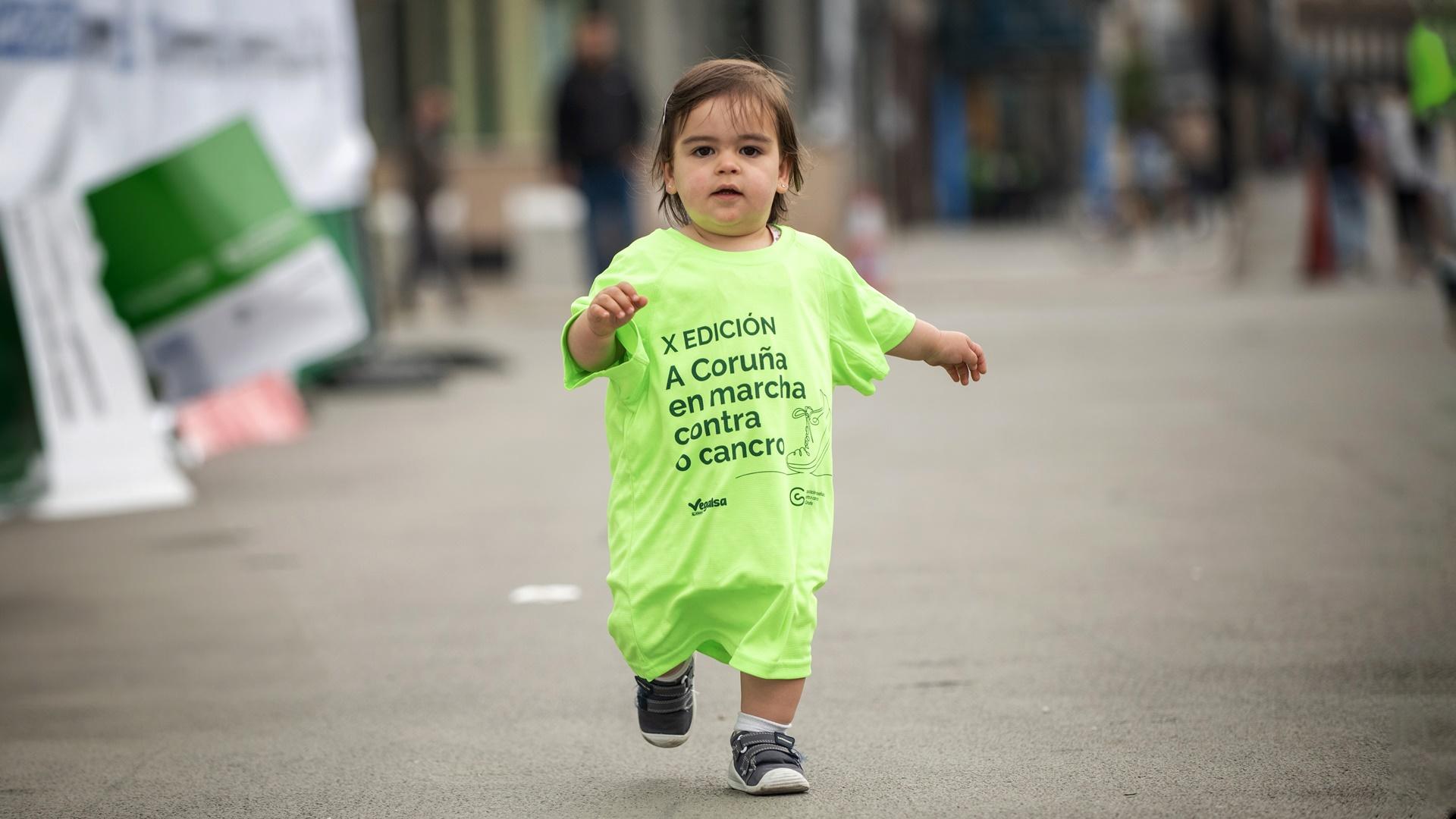 Varias imágenes de la X andaina solidaria En marcha contra o cancro (Carmen Martínez Torrón).