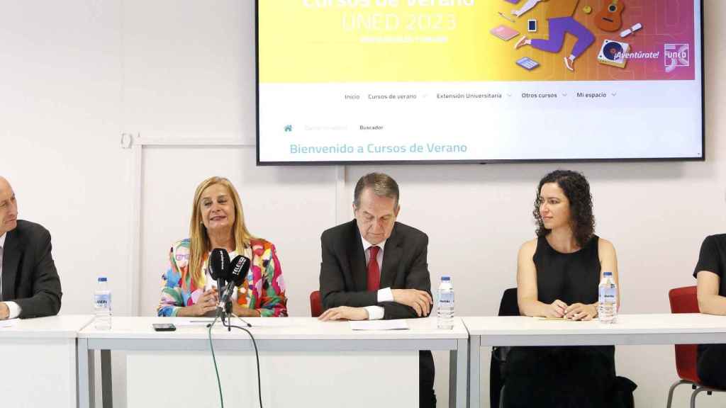 Un momento de la presentación de los cursos esta mañana en Vigo.