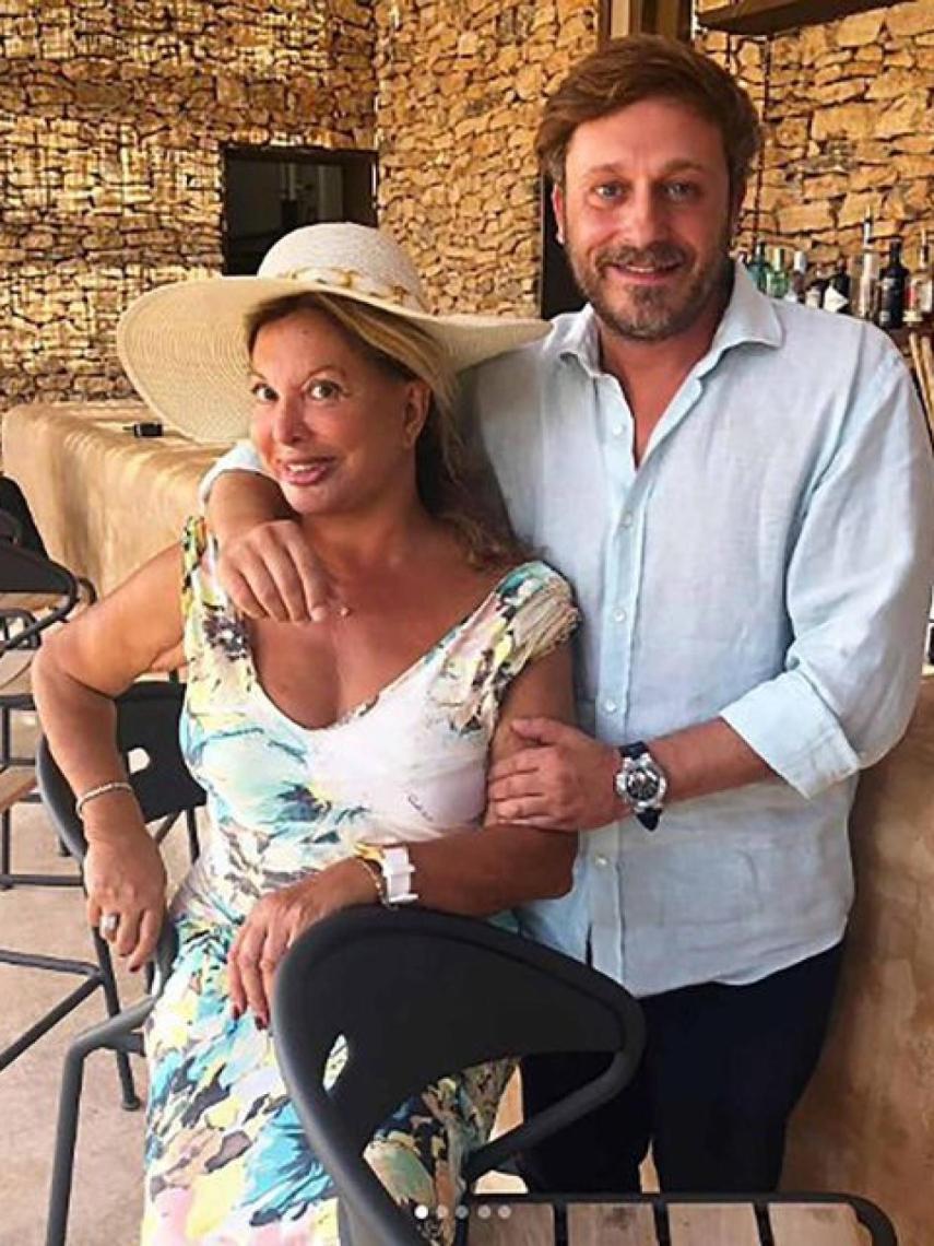 El cantante Juan Peña, gran amigo de Olivia Valère.